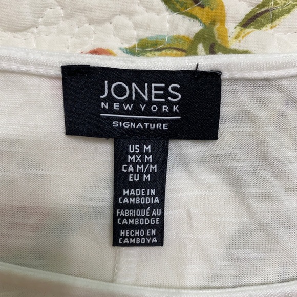 Jones New York Cold Shoulder Tee - Picture 4 of 4
